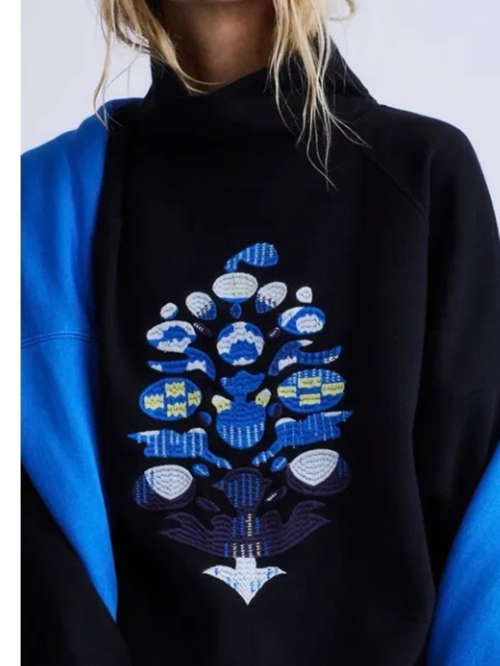 FREE PEOPLE × Movement On Your Mark Logo Mock Neck Pullover size medium - Picture 2 of 9